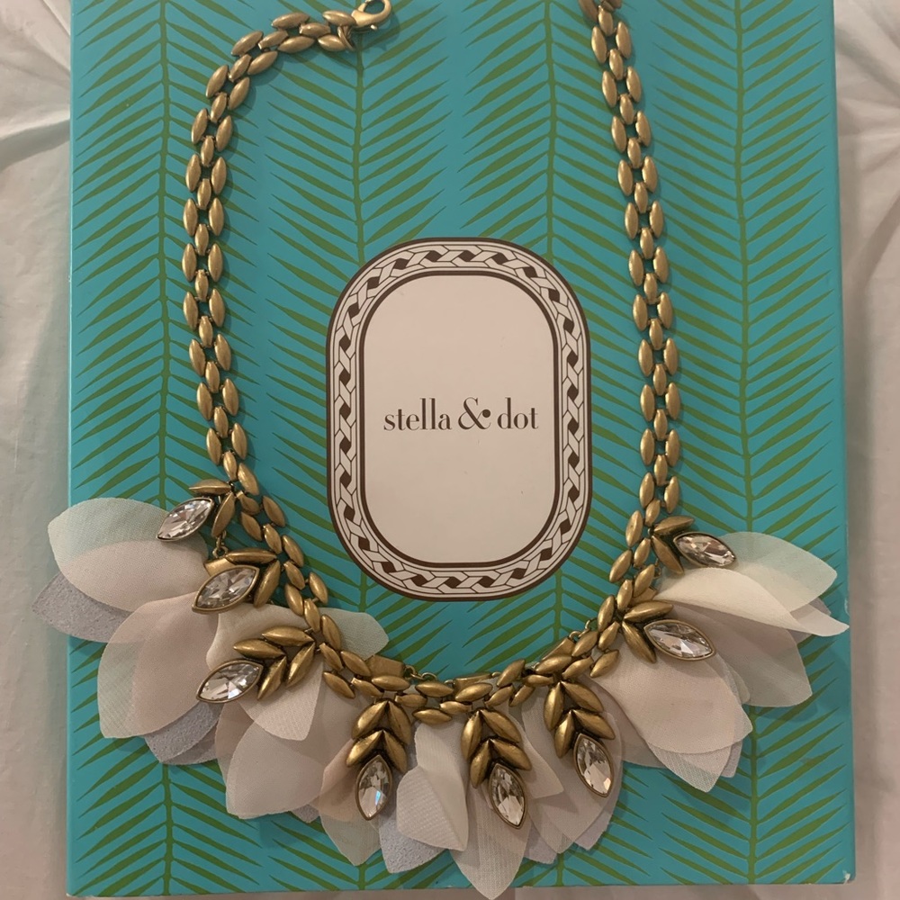 Two piece Stella & Dot feather necklace.